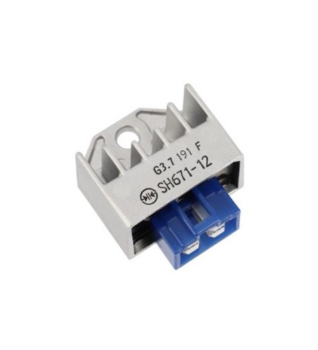 REGULATEUR DE TENSION  MOTEUR AM6