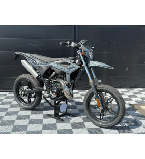 50 A BOITE BETA RR 2T 2025 ÉDITION SPECIALE