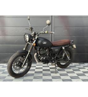 MOTO MASH 125 SEVENTY NOIR MAT