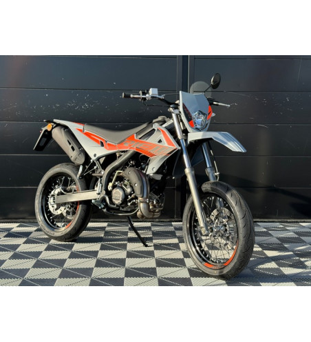 50 A BOITE RIEJU MRT 50 SM SPECIAL ORANGE