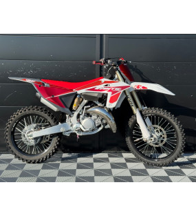 MOTO NEUVE CROSS FANTIC 125 XX 2025