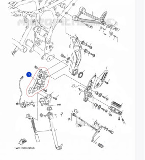 ADPTATEUR DE SUPPORT DE REPOSE PIED MT-07 2016-2017